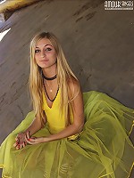 Hellish Hot Avril