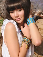 Dark haired honey