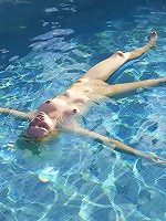 Maya Floater