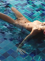 Linda L Floating