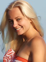 Tess | Glade