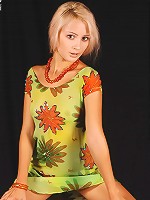Svelte blonde model