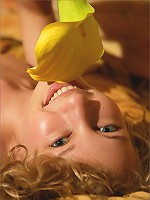 Masha | Calla Lily
